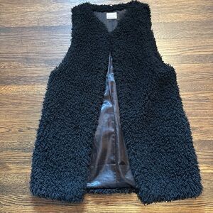 Melrose and Market Black Textured Vest